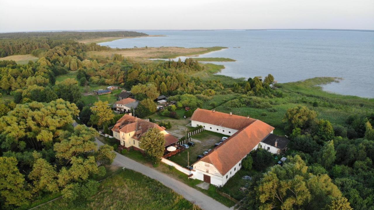 Folwark Luknajno Nad Jeziorem Sniardwy Gospoda Dziedzictwo Kulinarne Warmia-Mazury Миколайки Экстерьер фото